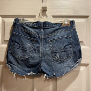 Like new American Eagle vintage hi-rise button fly festival shorts